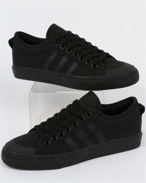 adidas originals nizza trainers.